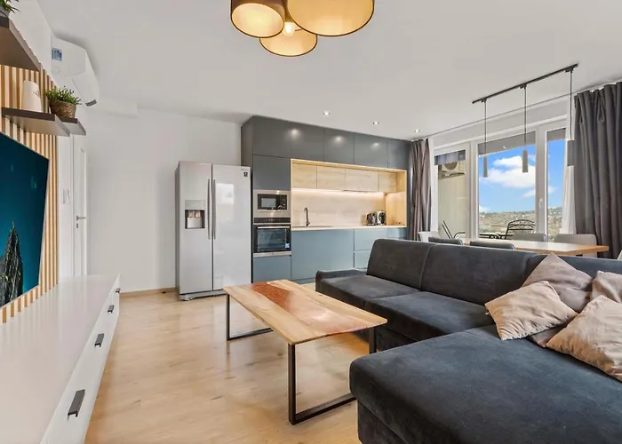 Apartman Lam Premiere - Ac - Awesome View In Pozsony